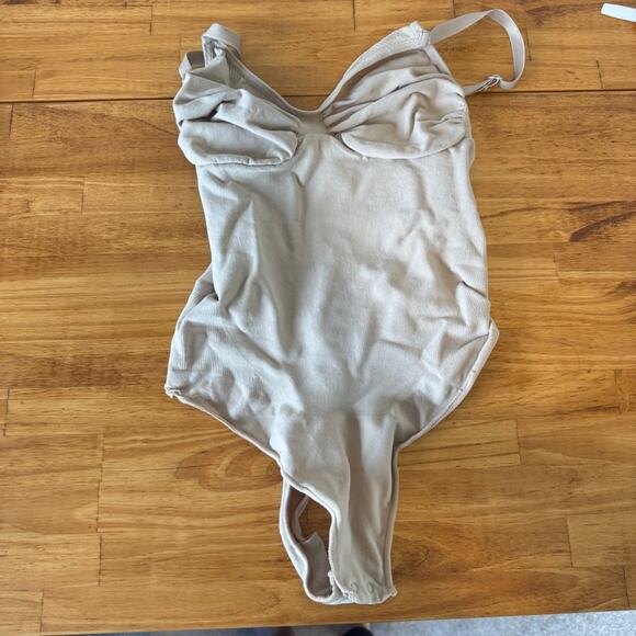 Skims One Piece Bodysuit Smoothing Shapewear Nude Size 2X-3X - Picture 2 of 5